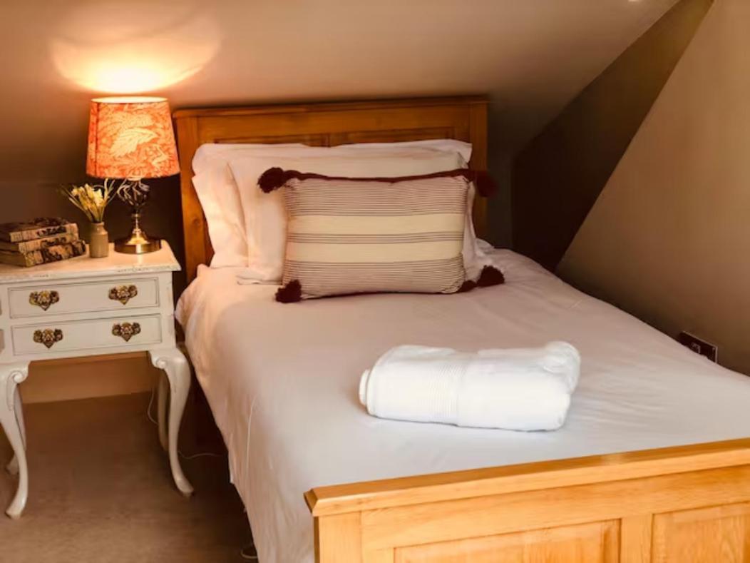Pass The Keys Old Beams Luxury Style & Comfort In Town Centre Bakewell Luaran gambar